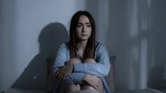 Miksi heräät jatkuvasti yöllä? Yksinkertainen selitys siihen, miten saat rauhan takaisin.