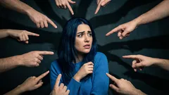 Miten meitä syyllistetään? 9 yleisintä irrationaalisen syyllisyyden muotoa – ja millaiset manipulaatiot niihin johtavat